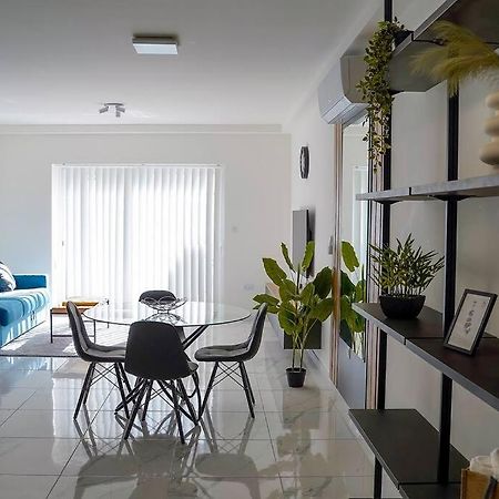 Luxurious Apartment Next To The Sea Gzira Exterior foto